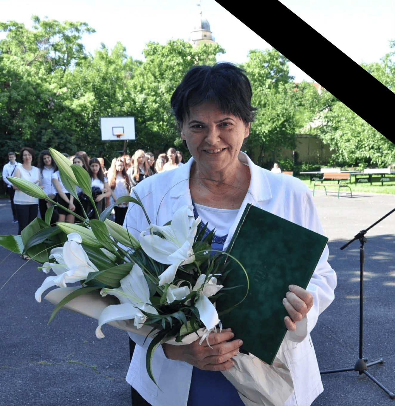 Farkasné Eszter.jpg.png